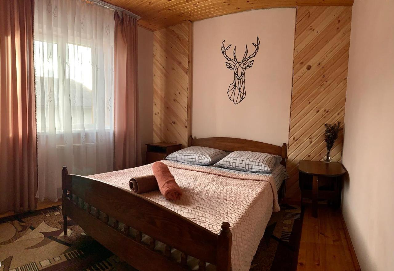Hotel Ніч Над Карпатами Slavske Exterior foto