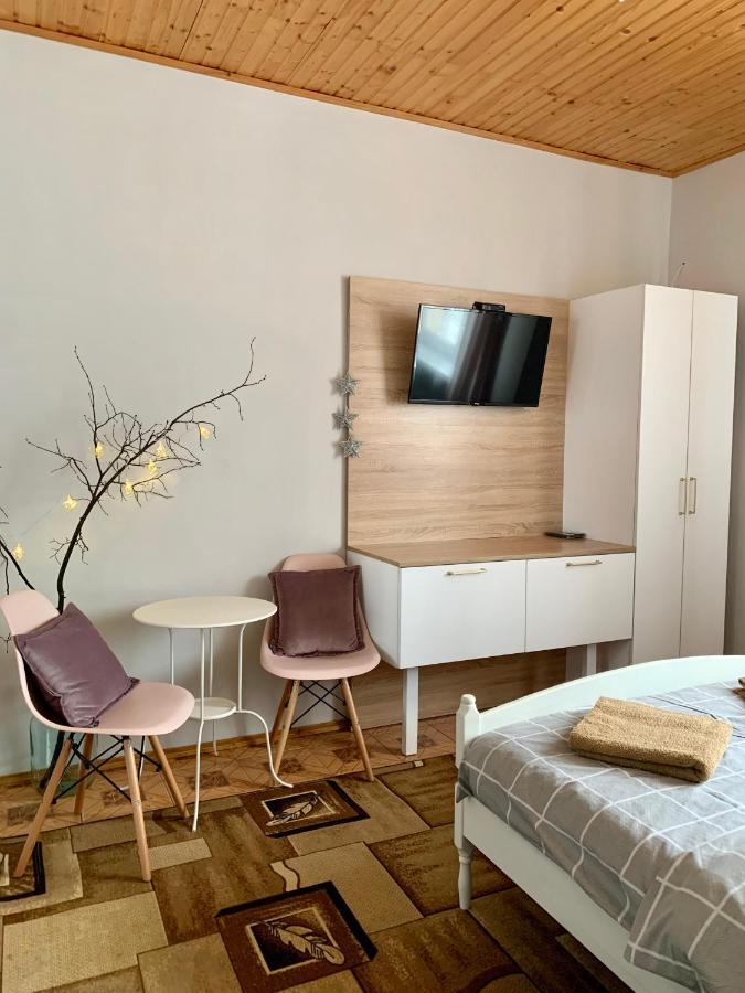 Hotel Ніч Над Карпатами Slavske Exterior foto