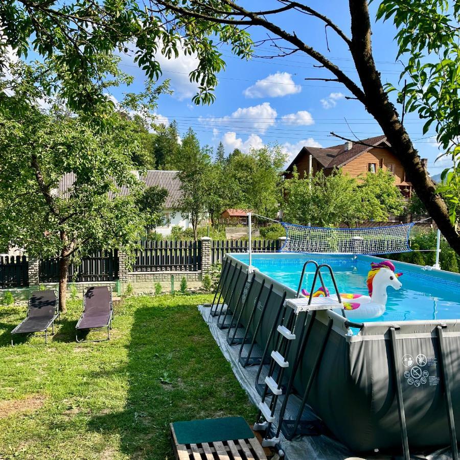 Hotel Ніч Над Карпатами Slavske Exterior foto