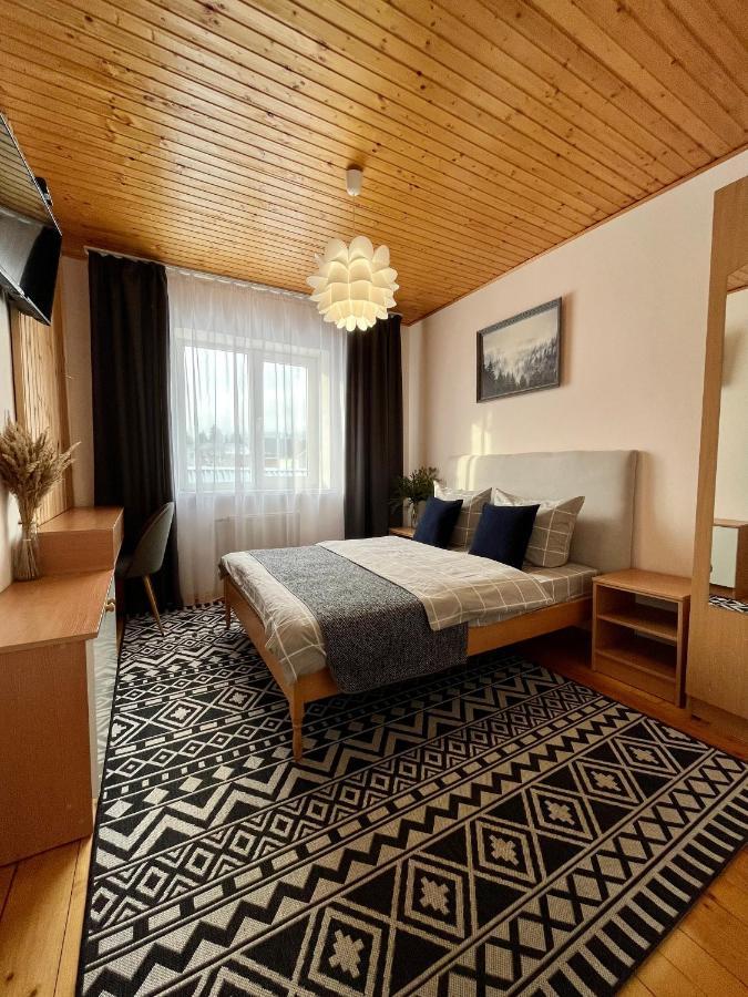 Hotel Ніч Над Карпатами Slavske Exterior foto