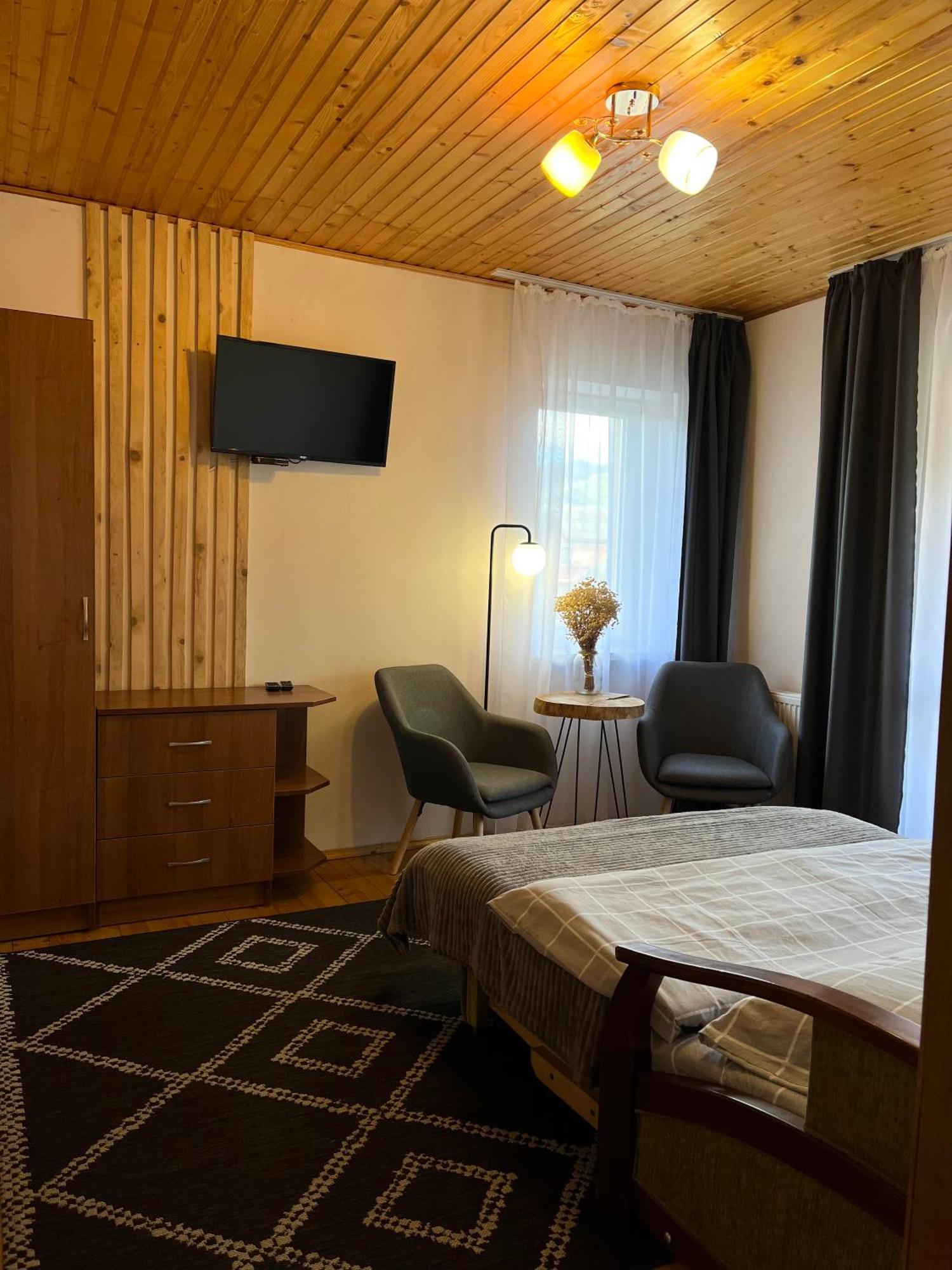 Hotel Ніч Над Карпатами Slavske Exterior foto